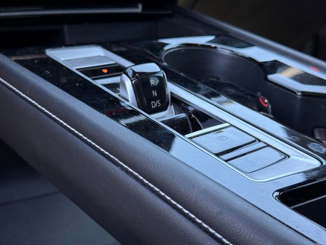 Used 2024 Volkswagen Atlas Cross Sport SEL AWD/4WD image 23