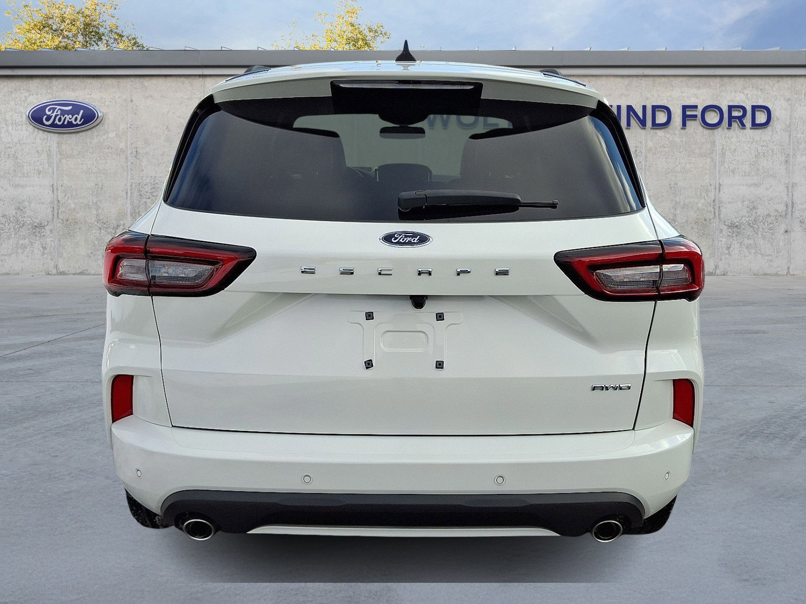 Certified 2023 Ford Escape ST-Line Elite image 3