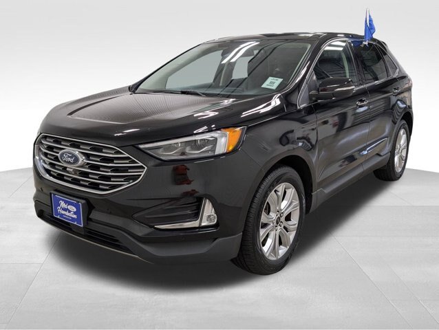 Certified 2023 Ford Edge Titanium w/ Equipment Group 301A AWD/4WD image 18