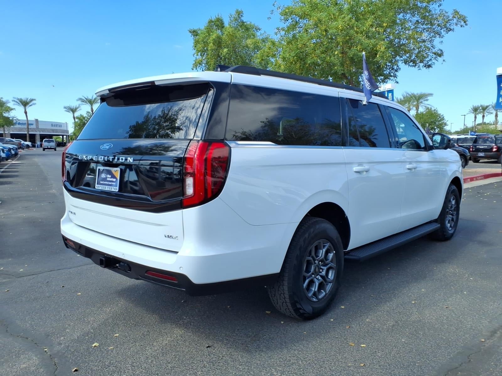 Certified 2025 Ford Expedition Max Active RWD image 4