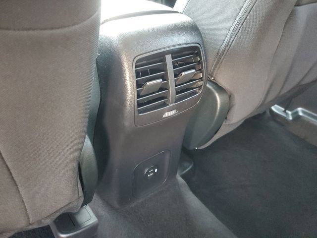 Certified 2022 Ford Escape SE w/ SE Sport Appearance Package image 12