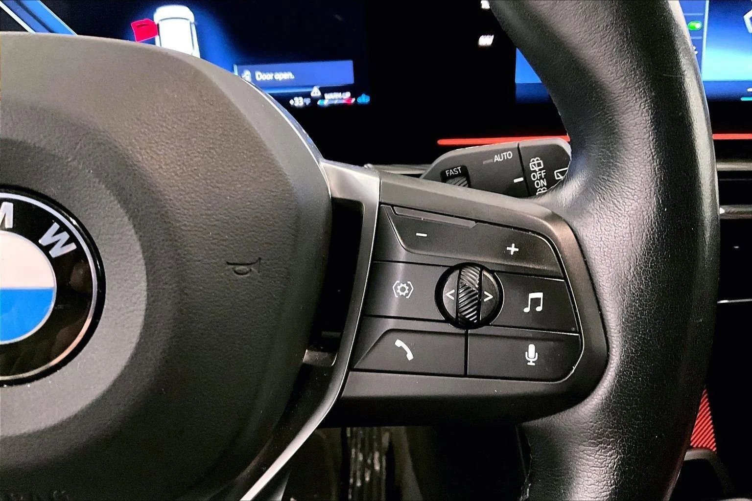 Used 2023 BMW X1 xDrive28i w/ Premium Package image 18