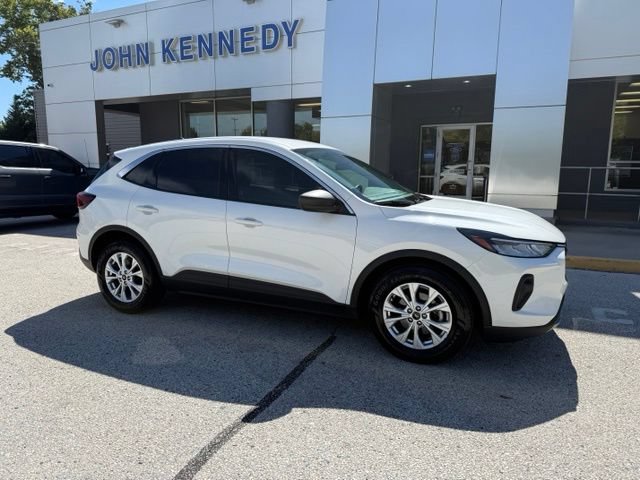 Certified 2023 Ford Escape Active FWD image 18
