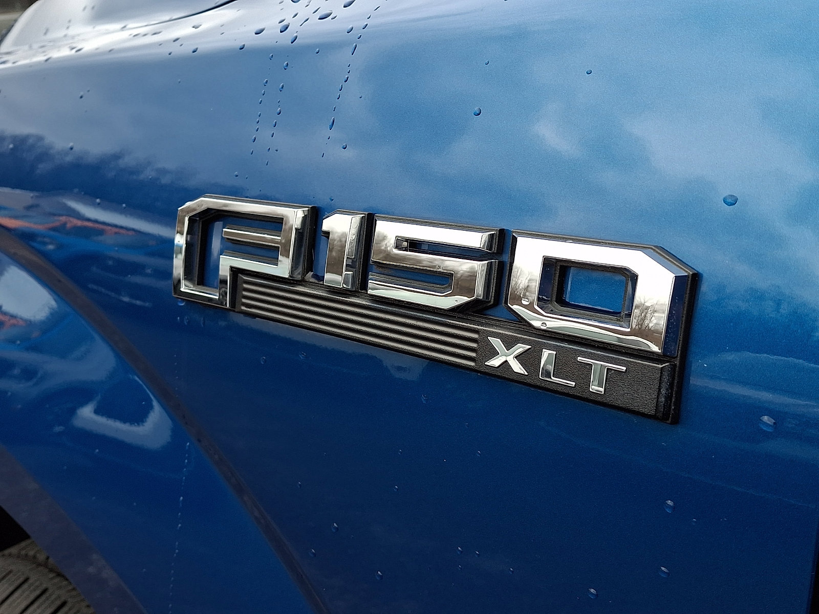 Certified 2018 Ford F150 XLT w/ Equipment Group 302A Luxury AWD/4WD image 31