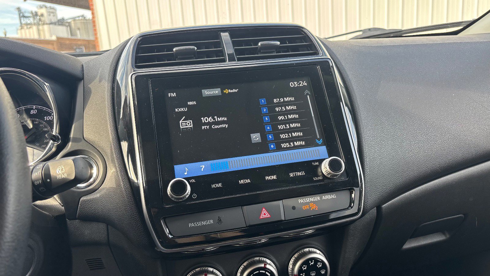 Used 2024 Mitsubishi Outlander Sport SE image 34