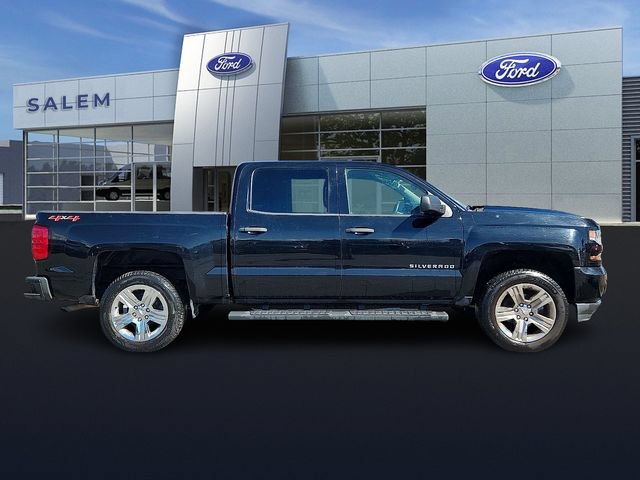Used 2018 Chevrolet Silverado 1500 Custom w/ Custom Value Package AWD/4WD image 2