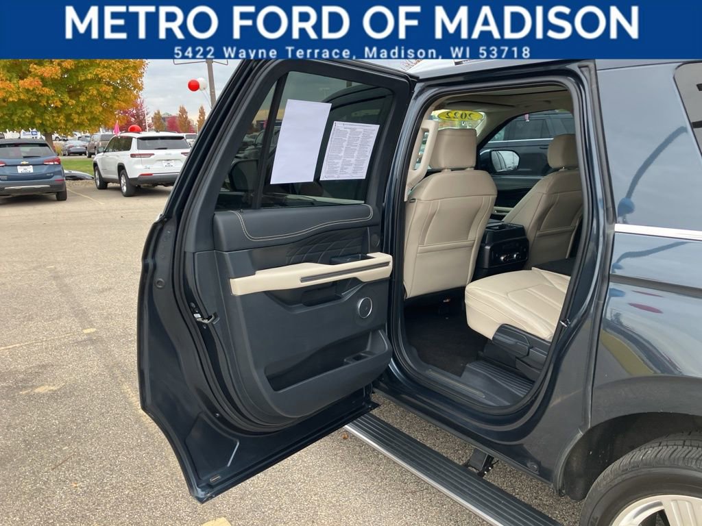 Certified 2022 Ford Expedition Max Platinum image 39