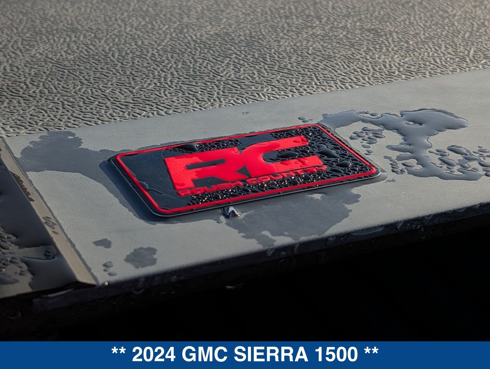 Used 2024 GMC Sierra 1500 Denali w/ Technology Package AWD/4WD image 15