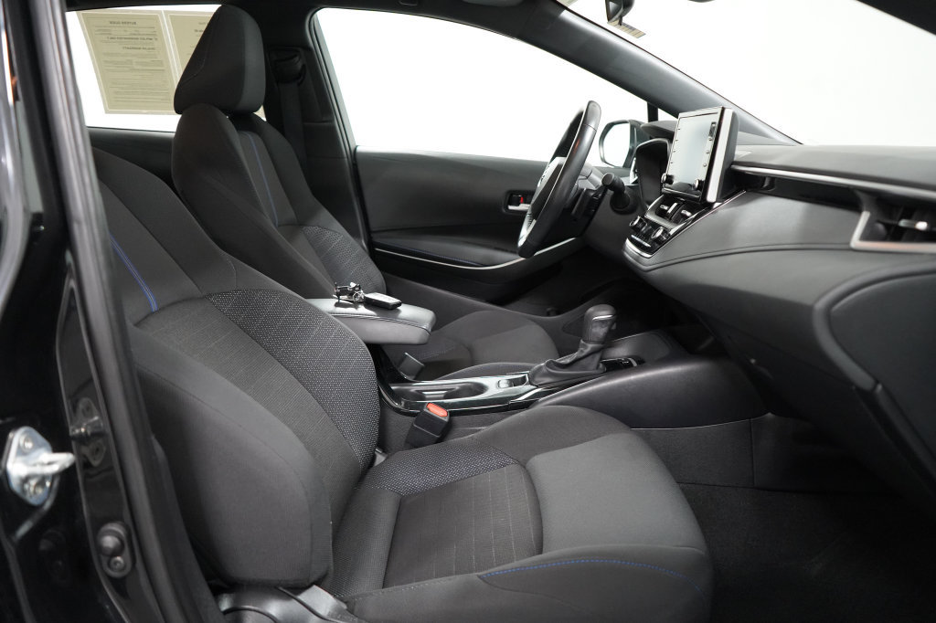 Used 2020 Toyota Corolla SE w/ SE Premium Package FWD image 23
