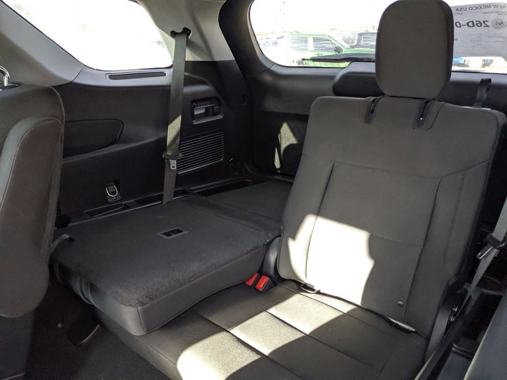 Certified 2022 Ford Explorer XLT image 19