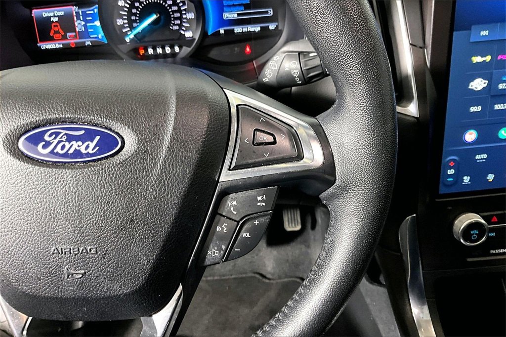 Certified 2021 Ford Edge Titanium image 15