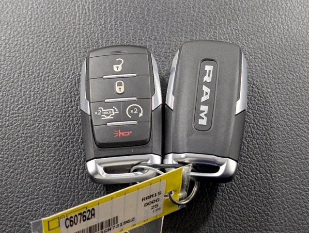 Used 2025 RAM 1500 Big Horn AWD/4WD image 30