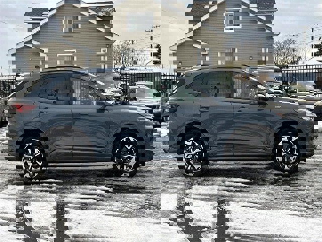 Certified 2023 Ford Escape ST-Line Select w/ Tech Pack #2 image 2