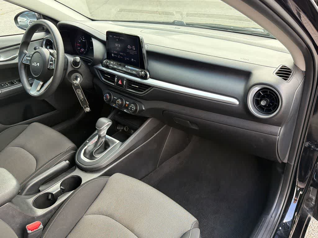 Used 2023 Kia Forte LXS FWD image 13