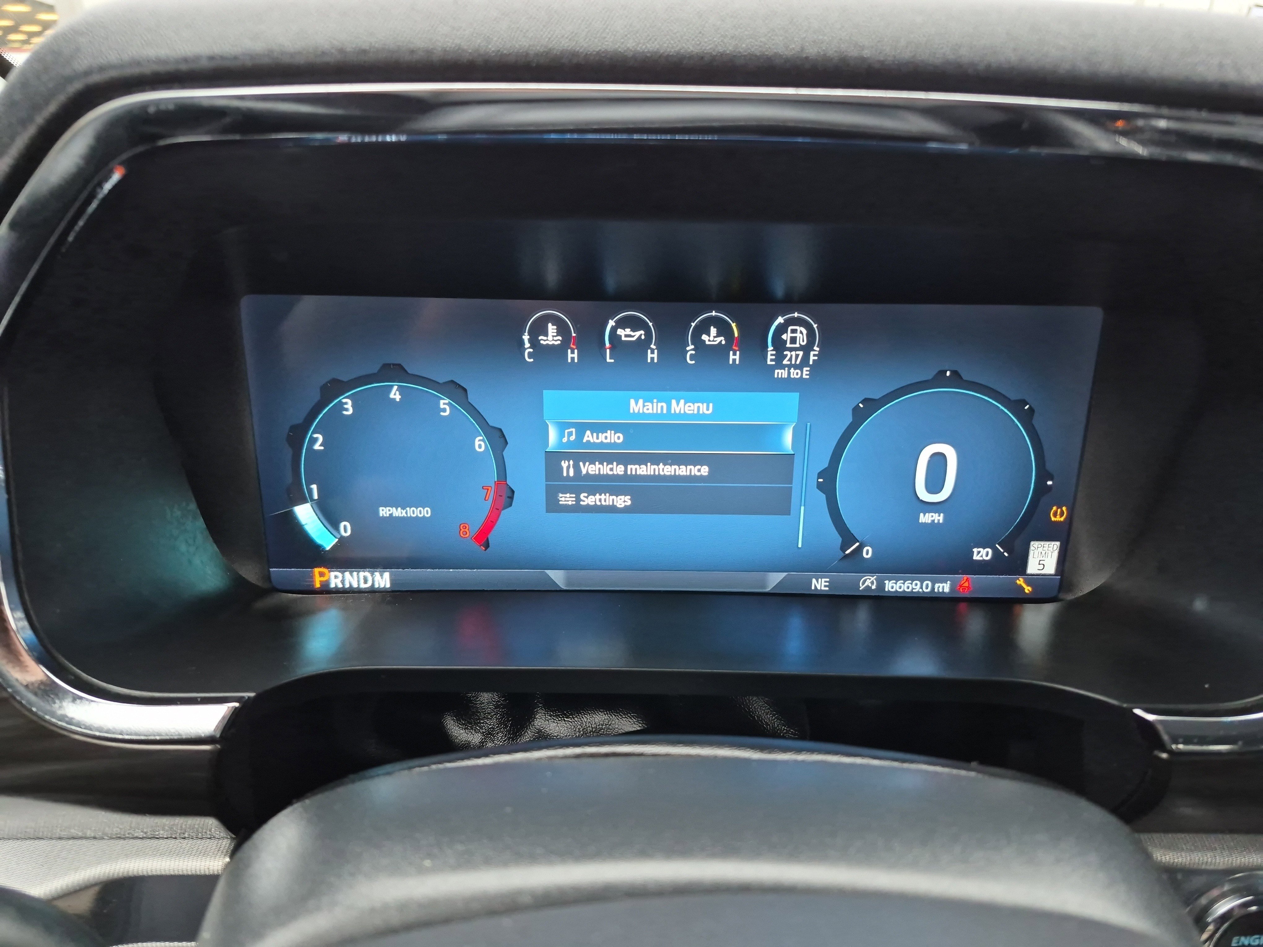 Certified 2025 Ford F150 Lariat w/ Equipment Group 501A Mid image 27