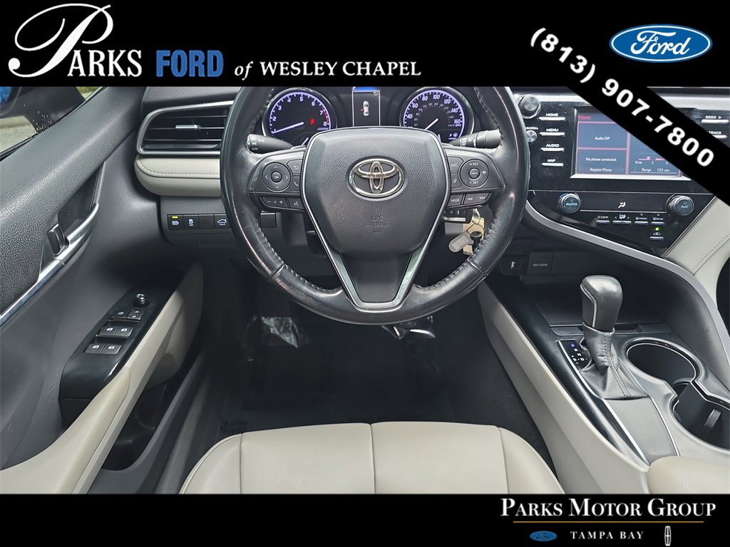 Used 2019 Toyota Camry L image 11