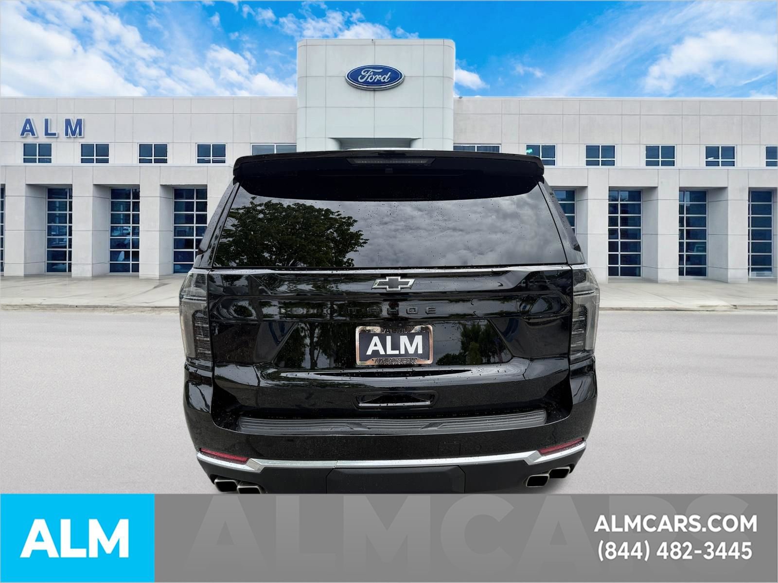 Used 2025 Chevrolet Tahoe High Country AWD/4WD image 8