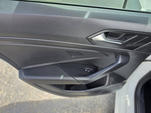 Used 2021 Volkswagen Jetta S w/ Driver Assistance Package FWD image 12