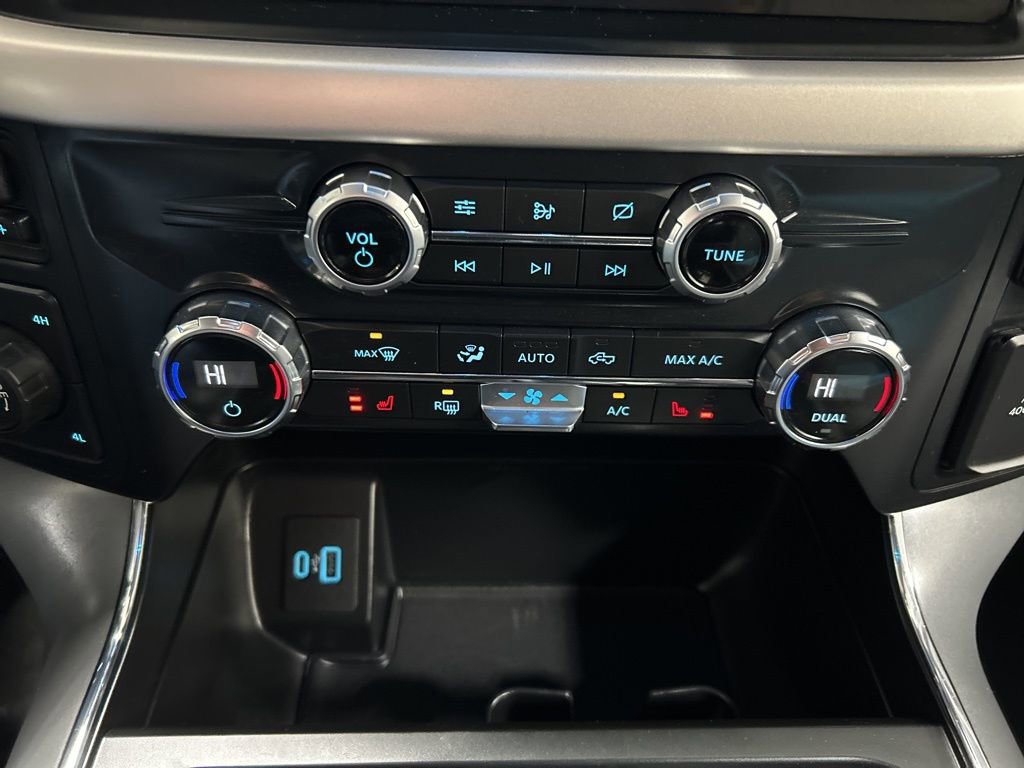 Certified 2021 Ford F150 XLT w/ Equipment Group 302A High image 27