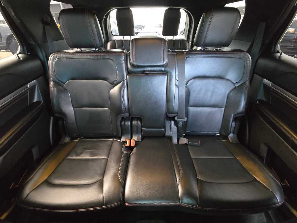 Certified 2018 Ford Explorer Sport image 19