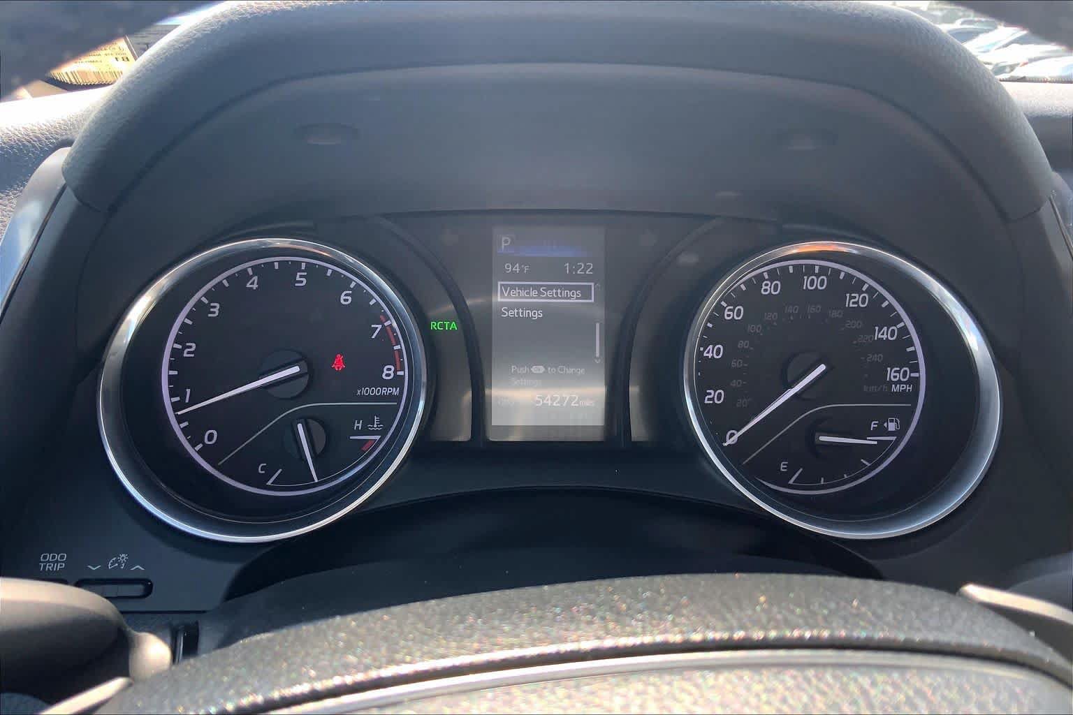 Used 2019 Toyota Camry SE w/ Convenience Package FWD image 26