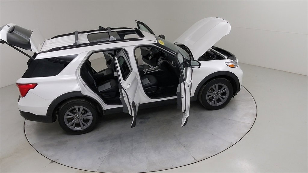 Certified 2023 Ford Explorer XLT w/ Equipment Group 202A image 52