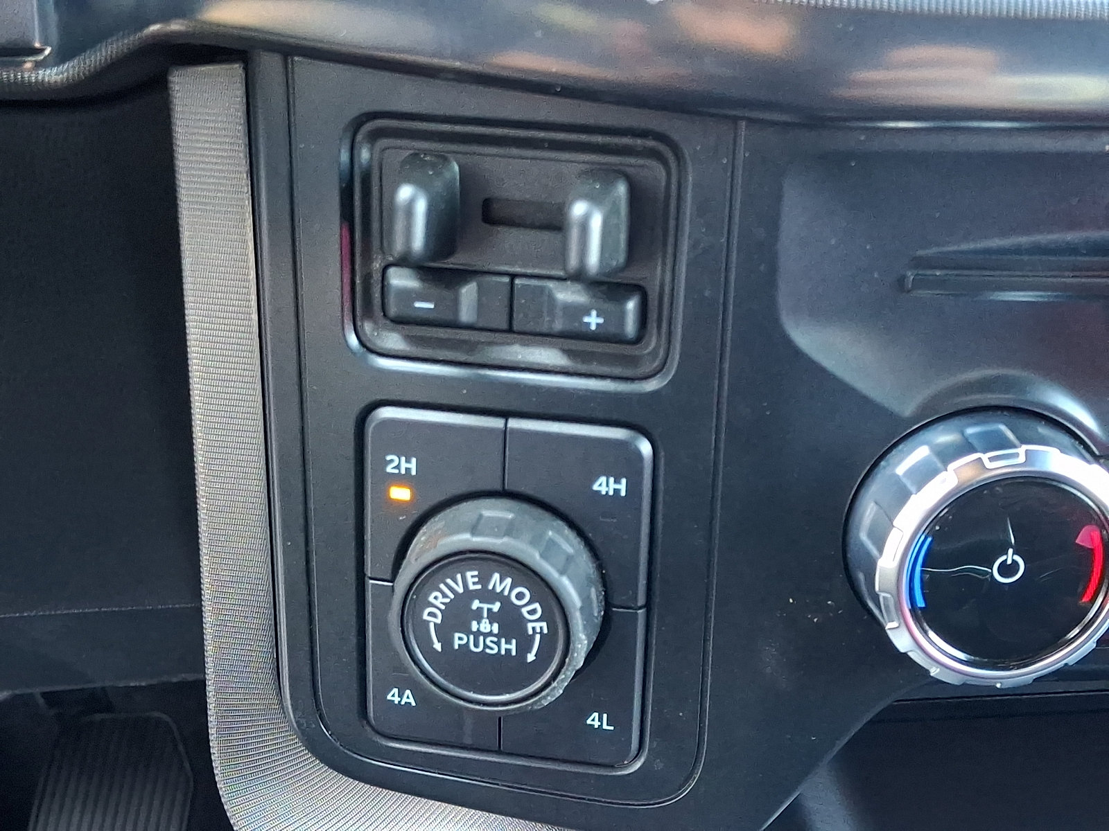 Certified 2025 Ford F150 Platinum AWD/4WD image 20