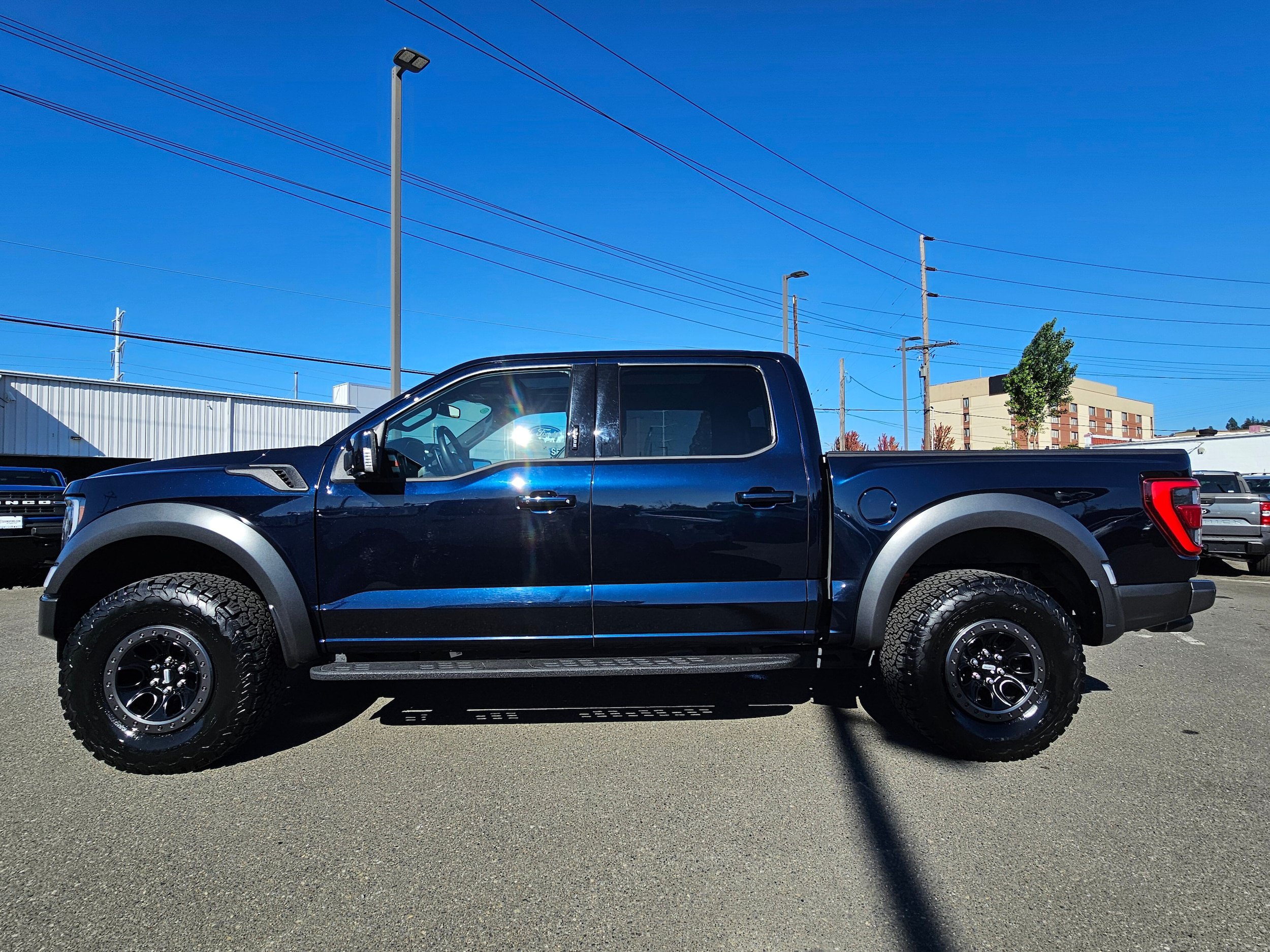 Certified 2023 Ford F150 Raptor w/ Raptor Carbon Fiber Package AWD/4WD image 8
