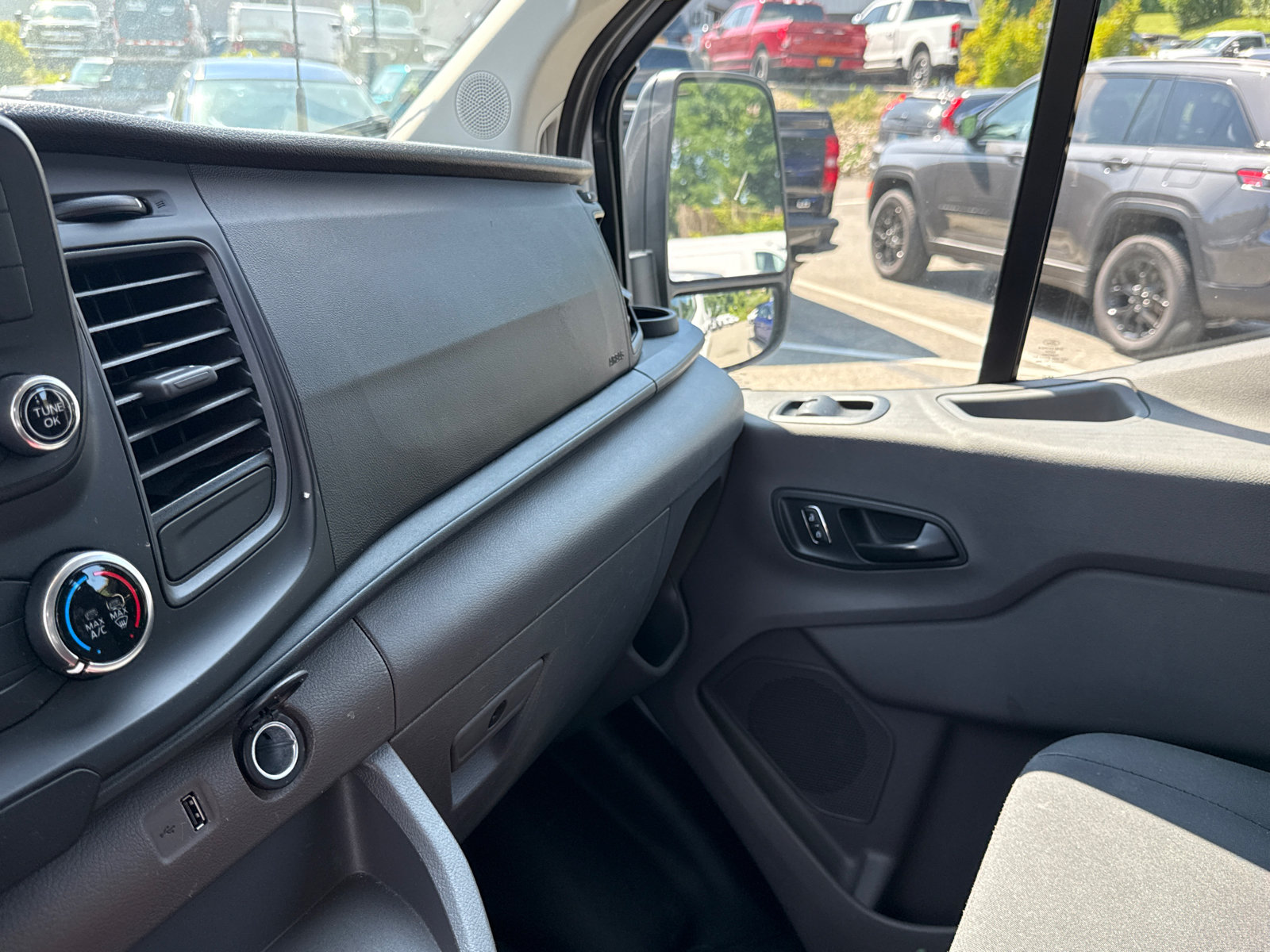Certified 2025 Ford Transit 250 Low Roof w/ Exterior Upgrade Package RWD image 18