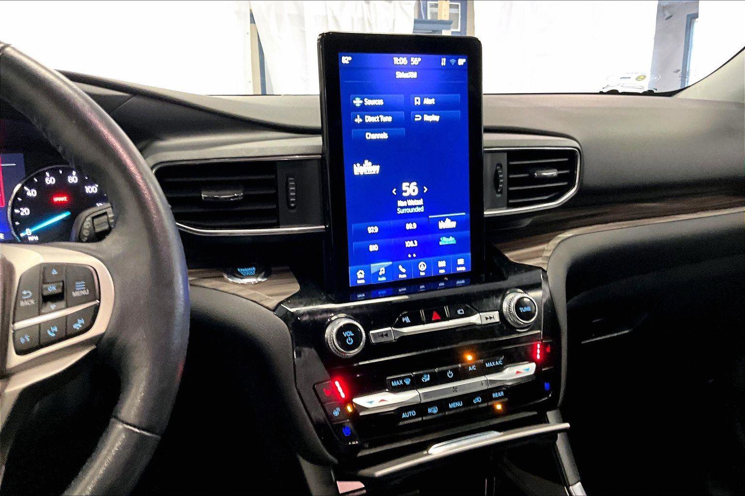 Certified 2022 Ford Explorer Limited w/ Limited Technology Package image 6