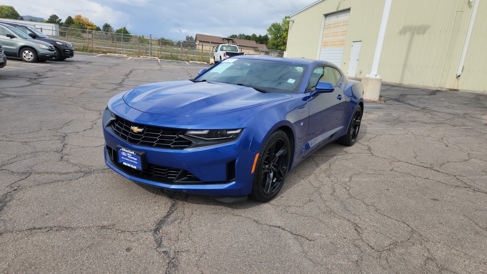 Used 2020 Chevrolet Camaro LT RWD image 3