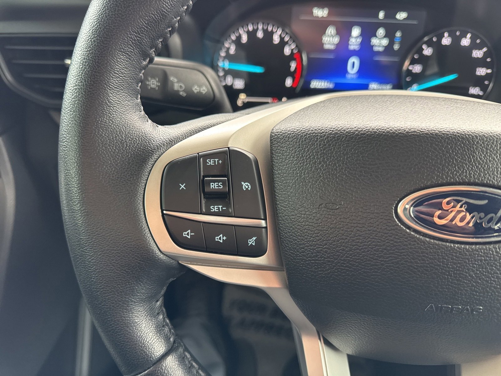 Certified 2023 Ford Explorer XLT image 26