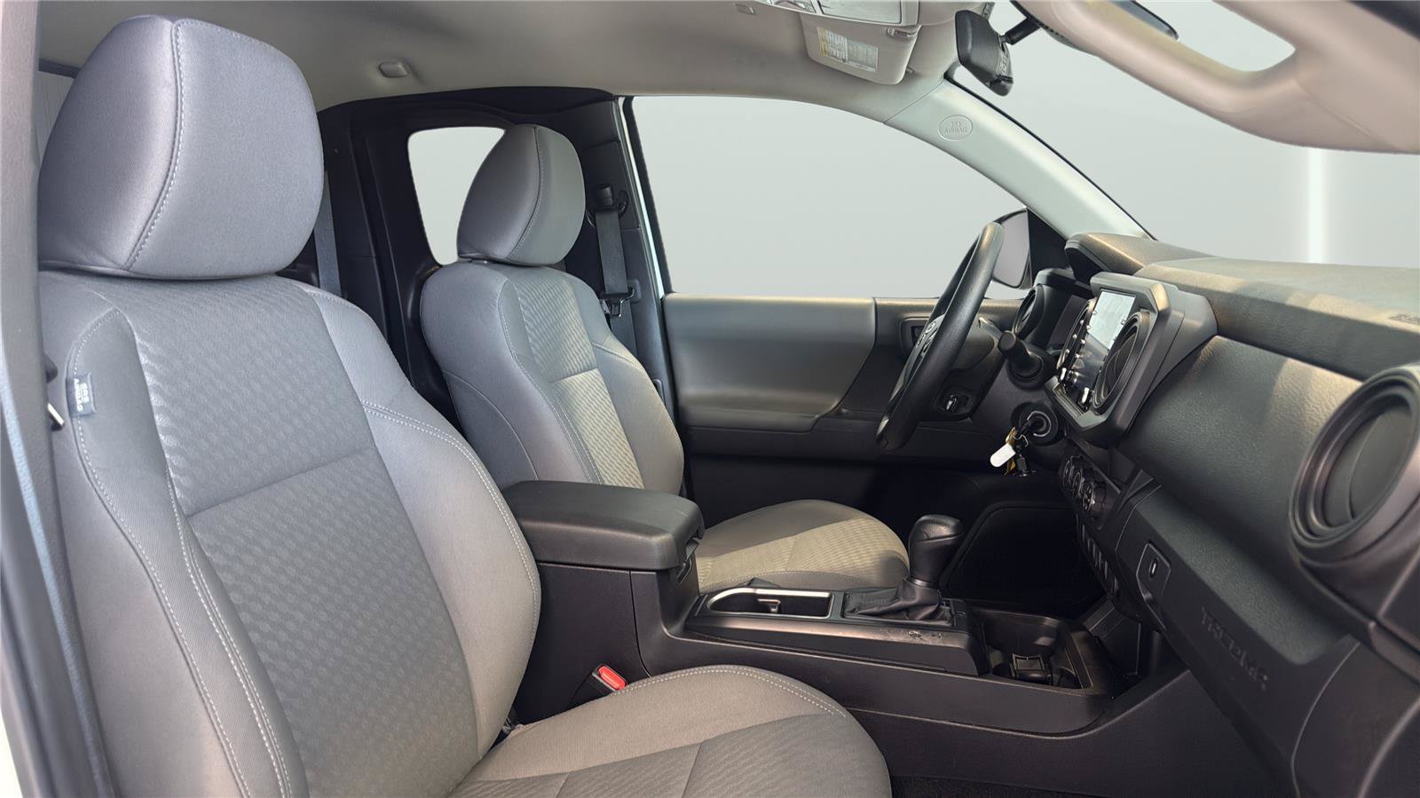 Used 2023 Toyota Tacoma SR w/ SR Convenience Package RWD image 16