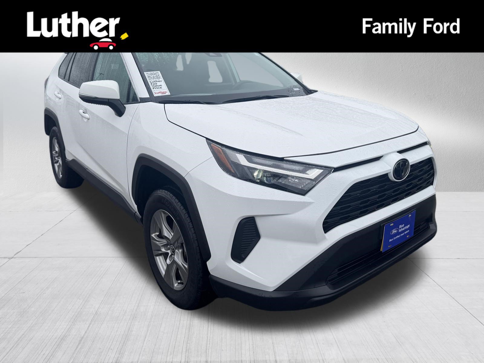 Used 2025 Toyota RAV4 XLE AWD/4WD image 1