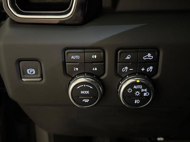 Used 2025 GMC Sierra 2500 Denali Ultimate image 21