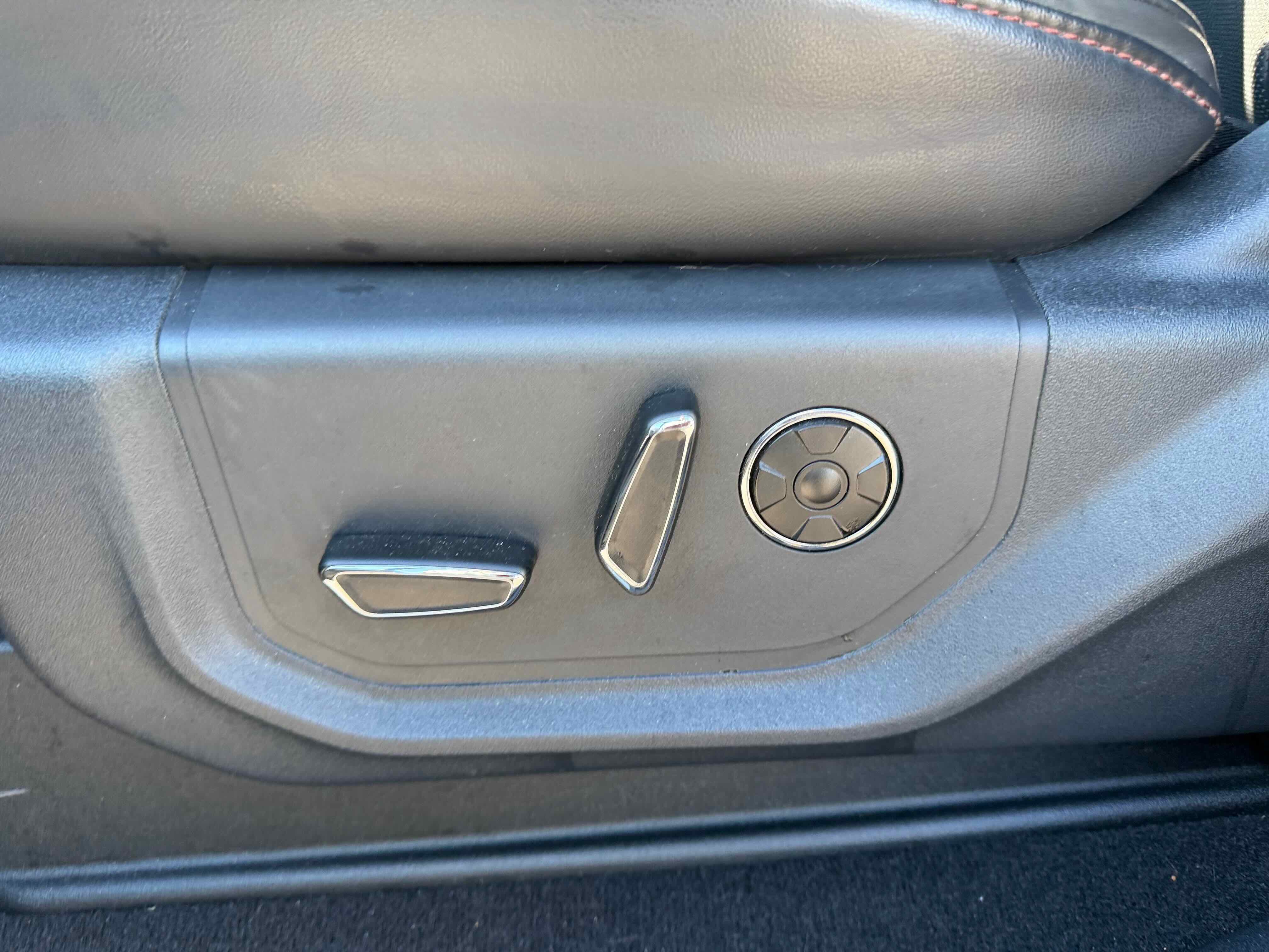 Certified 2022 Ford F350 Platinum image 17