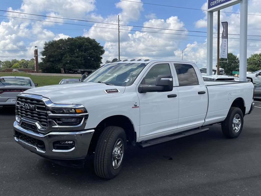 Used 2025 RAM 2500 Tradesman AWD/4WD image 7