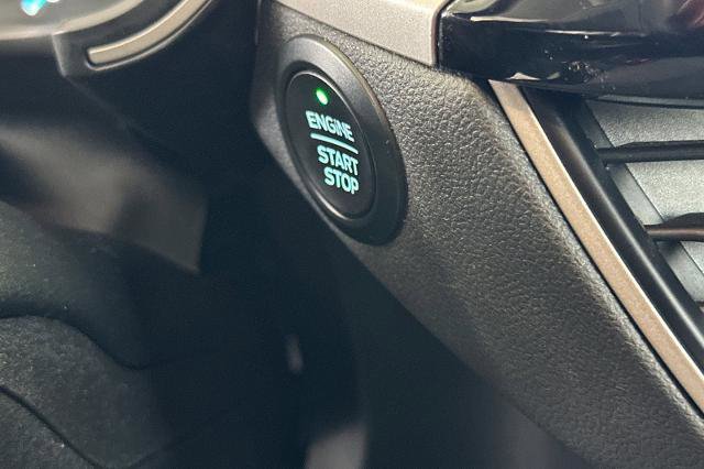 Certified 2021 Ford Escape SE image 22