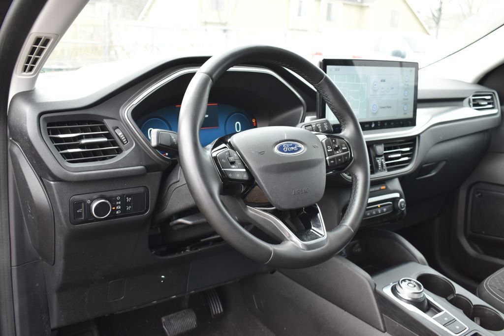 Certified 2023 Ford Escape Active w/ Tech Pack #2 image 9