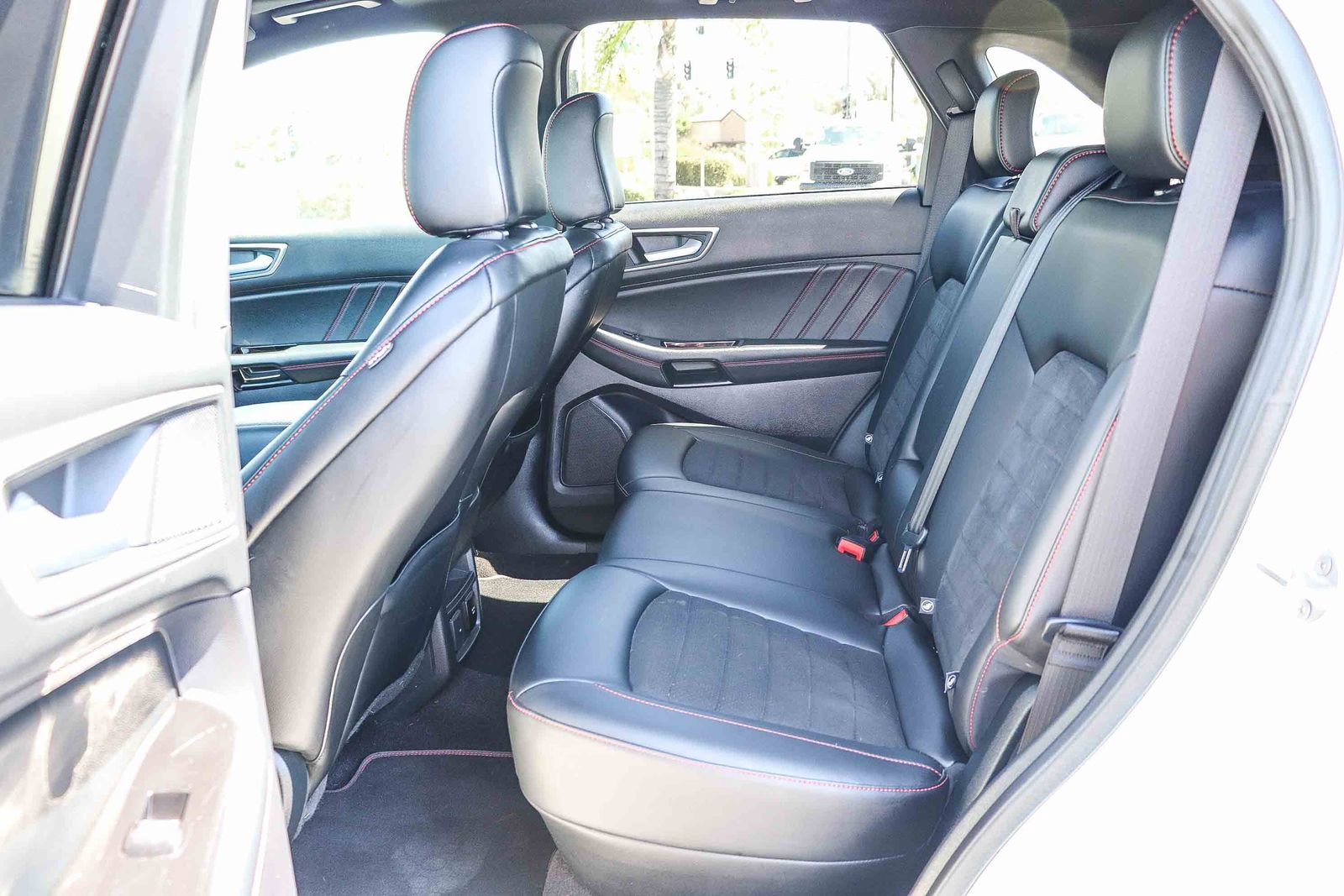 Certified 2020 Ford Edge ST-Line FWD image 17