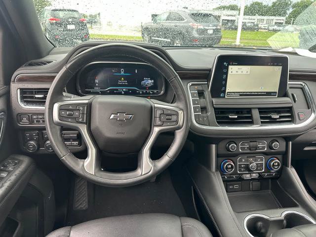 Used 2023 Chevrolet Tahoe Z71 w/ Z71 Off-Road Package AWD/4WD image 16