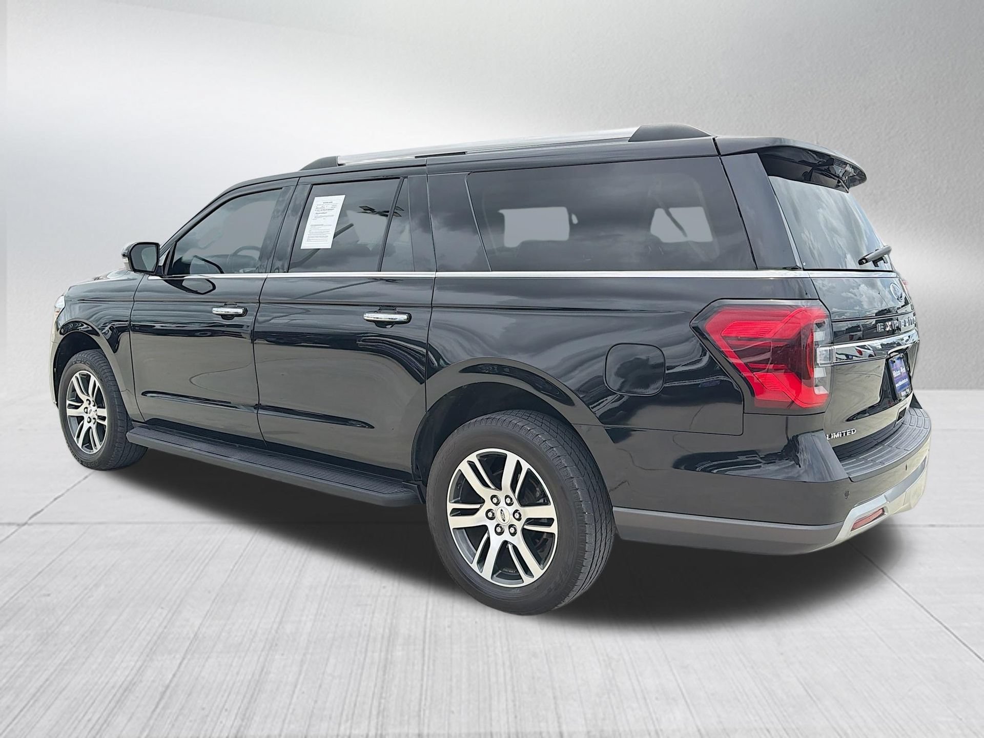 Certified 2024 Ford Expedition Max Limited RWD image 9