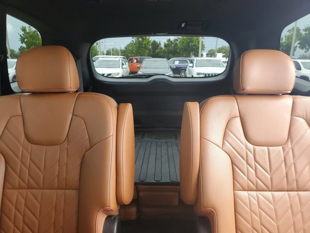 Used 2023 Kia Telluride EX X-Line image 16