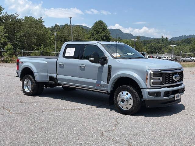 Certified 2025 Ford F450 Platinum w/ FX4 Off-Road Package AWD/4WD image 1