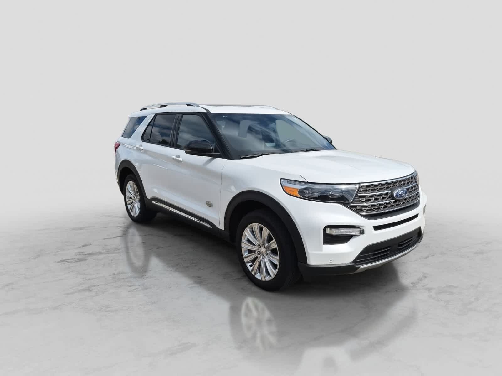 Certified 2024 Ford Explorer King Ranch w/ Technology Package AWD/4WD image 2