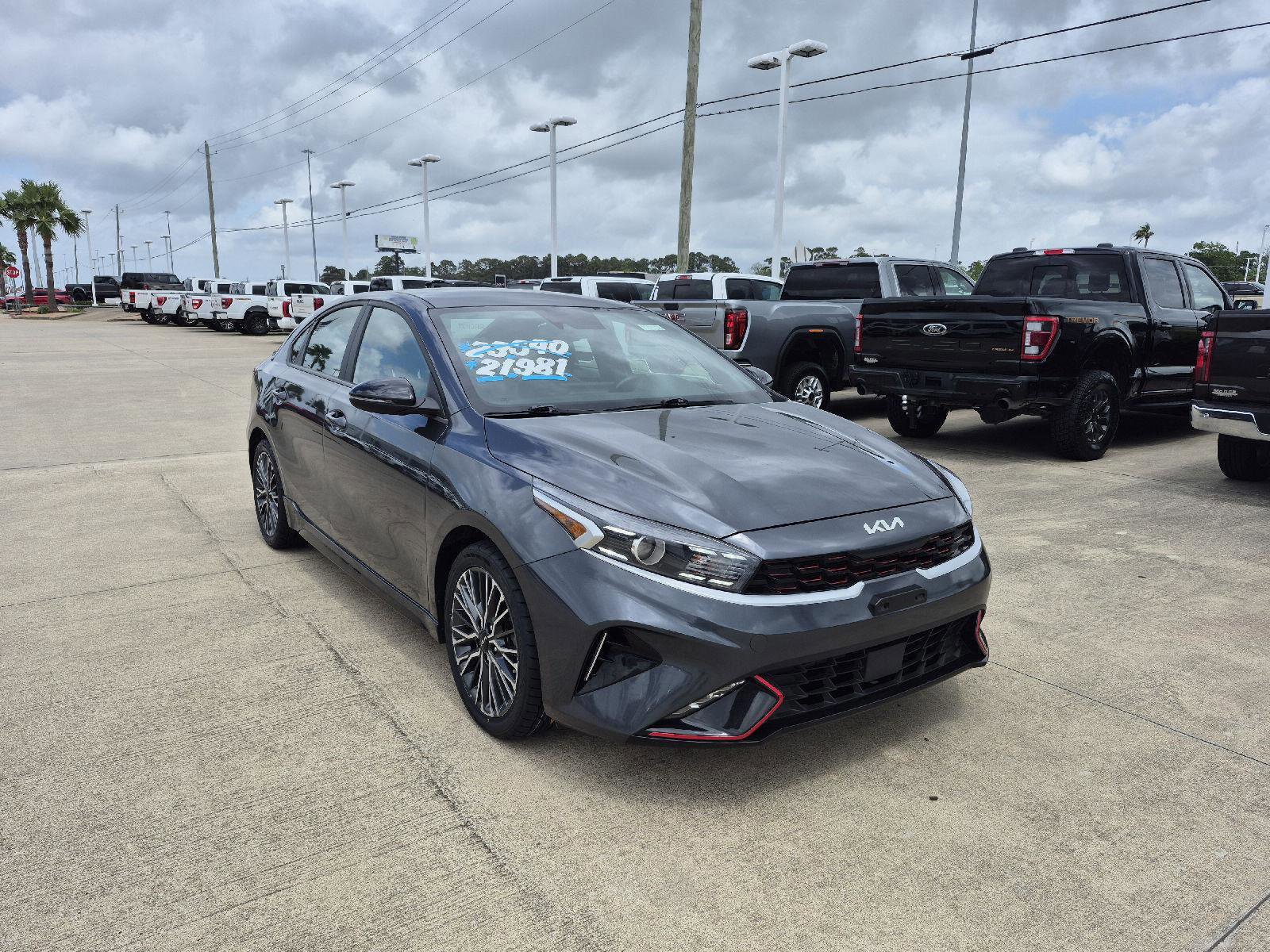 Used 2024 Kia Forte GT-Line FWD image 6
