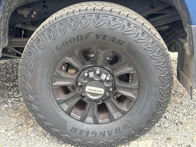 Certified 2022 Ford F350 Platinum w/ Tremor Off-Road Package image 7