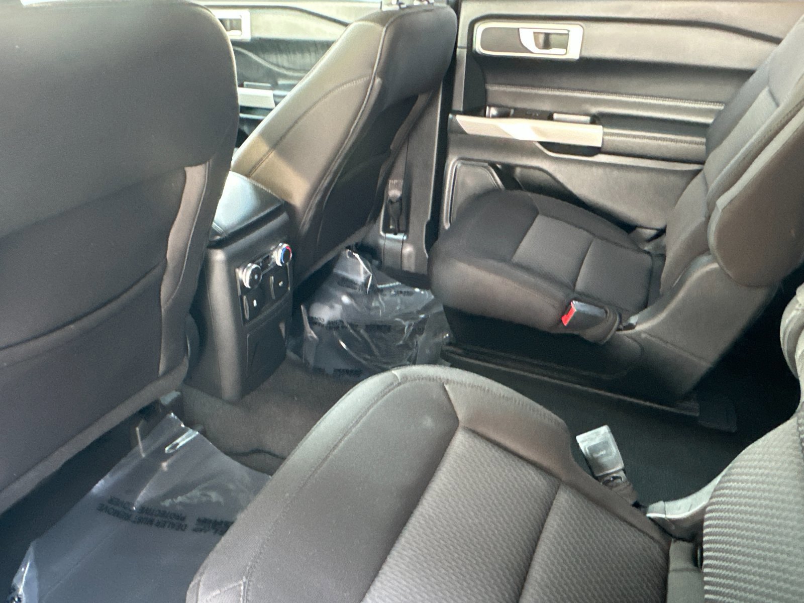 Certified 2022 Ford Explorer XLT w/ Class IV Trailer Tow Package image 13