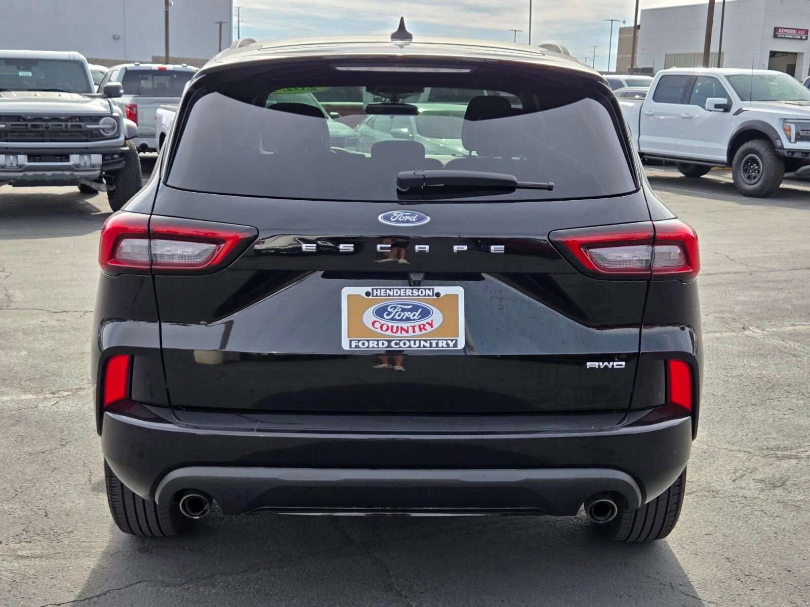 Certified 2024 Ford Escape ST-Line image 4