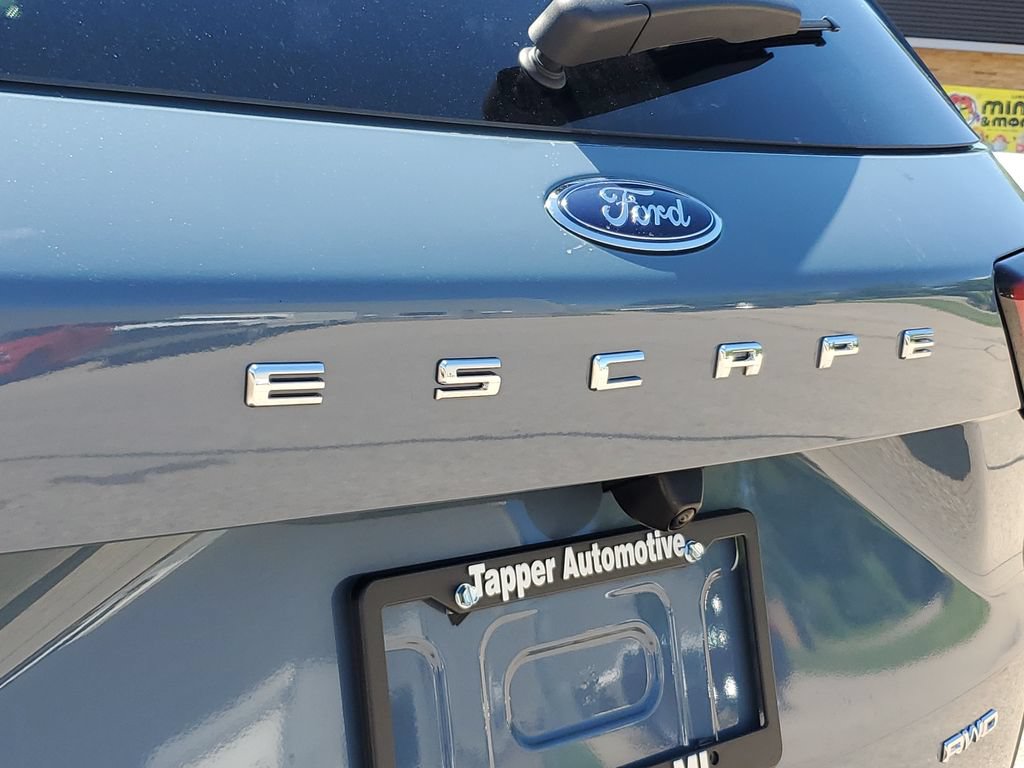 Certified 2024 Ford Escape Platinum AWD/4WD image 7